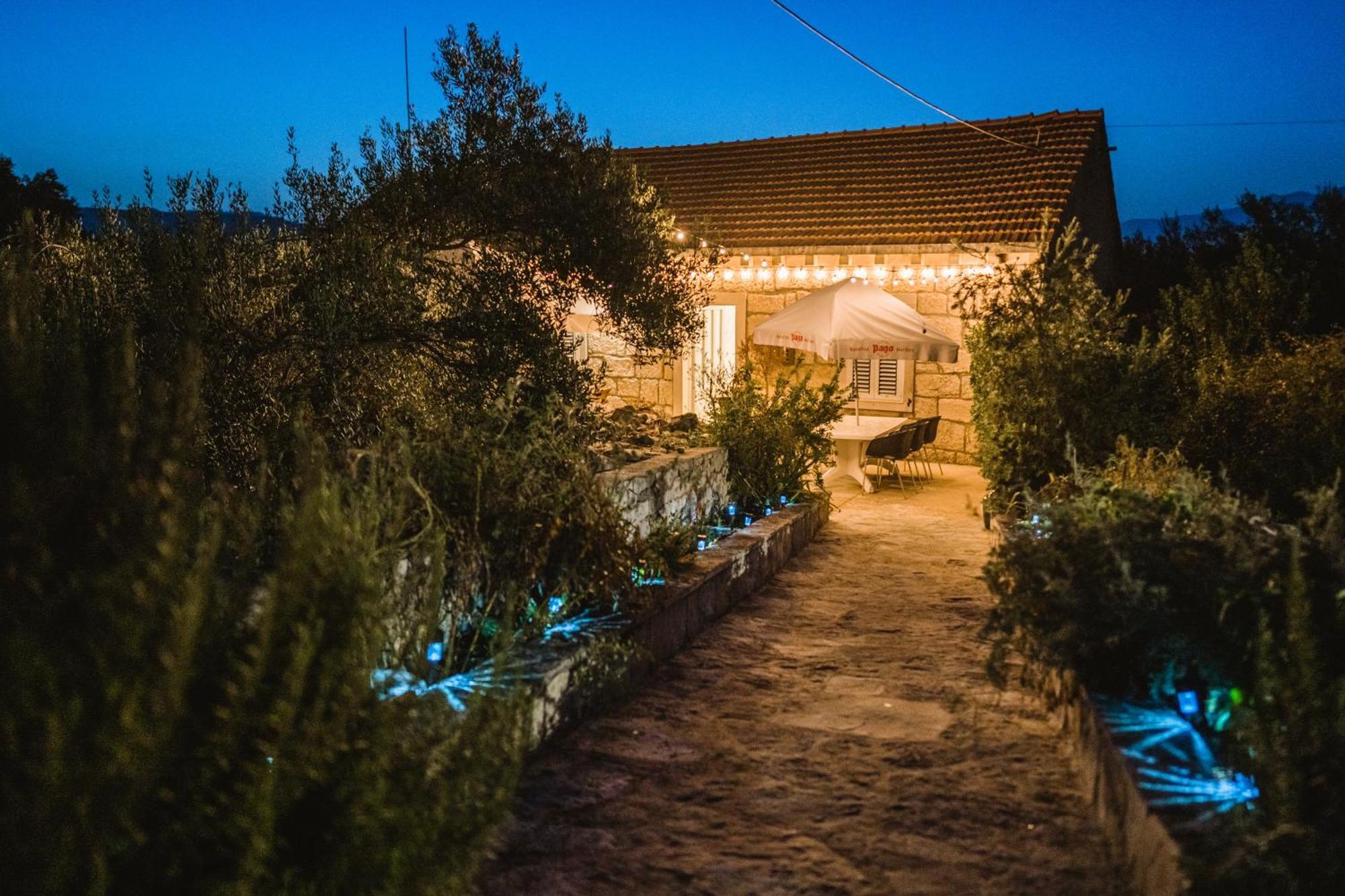 Отель Orgula Лумбарда Экстерьер фото